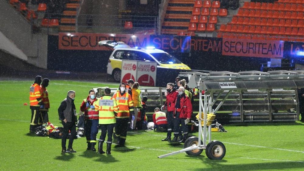 حادث "مأساوي" بعد نهاية مباراة لوريان ورين.. وفاة "بُستَاني" بعد سقوط آلة لتسخين العشب عليه!