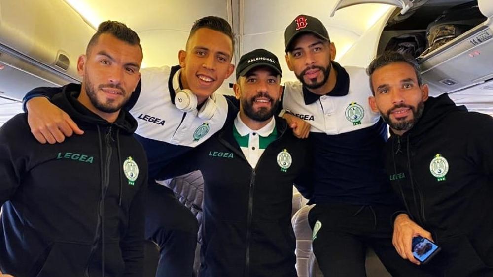 بعثة الرجاء تشد الرحال إلى السنغال عبر طائرة خاصة.. والعودة لأرض الوطن مباشرةً بعد مباراة تونغيث