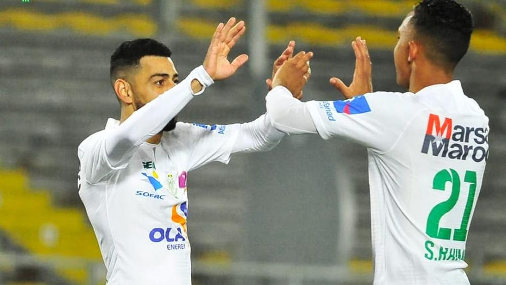 الرجاء يتجاوز كمين "الواف" برصاصة قاتلة من توقيع مالانغو في الشوط الإضافي الثاني