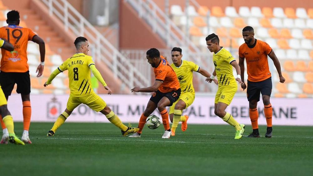 بعد تعرف جل المتأهلين على خصومهم.. اصطدامات نارية "محتملة" في ثمن نهائي كأس العرش