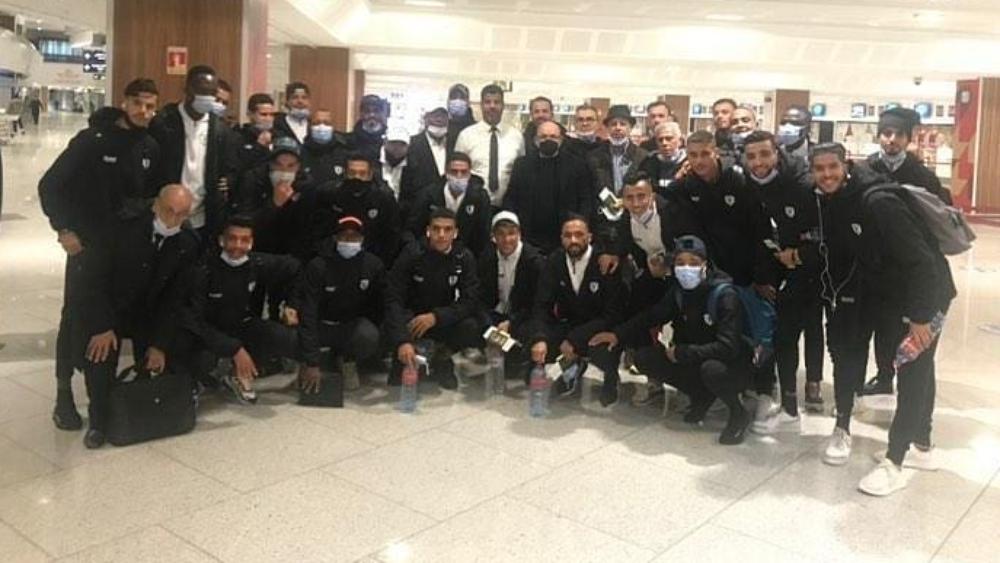 بعثة الاتحاد البيضاوي تحط الرحال بالبنين منتشية بفوزها ذهابا بـ"رباعية"