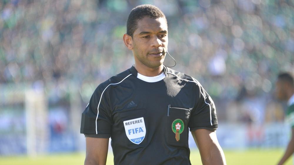 "الكاف" يكشف أسماء حكام "الشان" والقائمة تعرف حضور الكزاز وزوراق