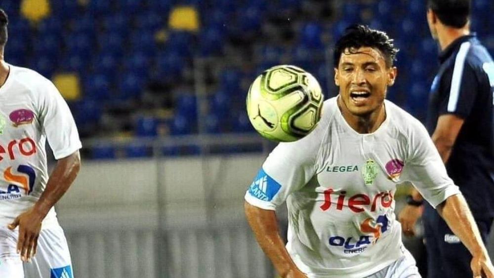 بعد غيابه عن تداريب فريقه منذ مواجهة ن.بركان.. الحافيظي يظهر اليوم في استعدادات المحليين لـ"الشان" و"يُحيّر" الرجاويين!