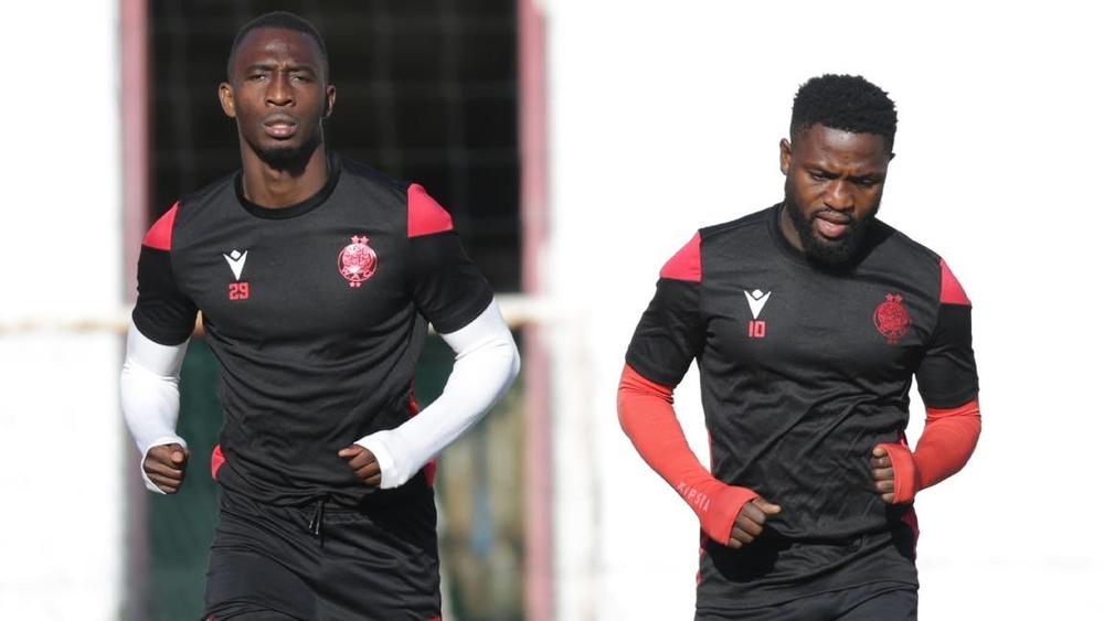 "الشان" و الإصابات يفرضان على الوداد إجراء تداريبه في غياب مجموعة من اللاعبين