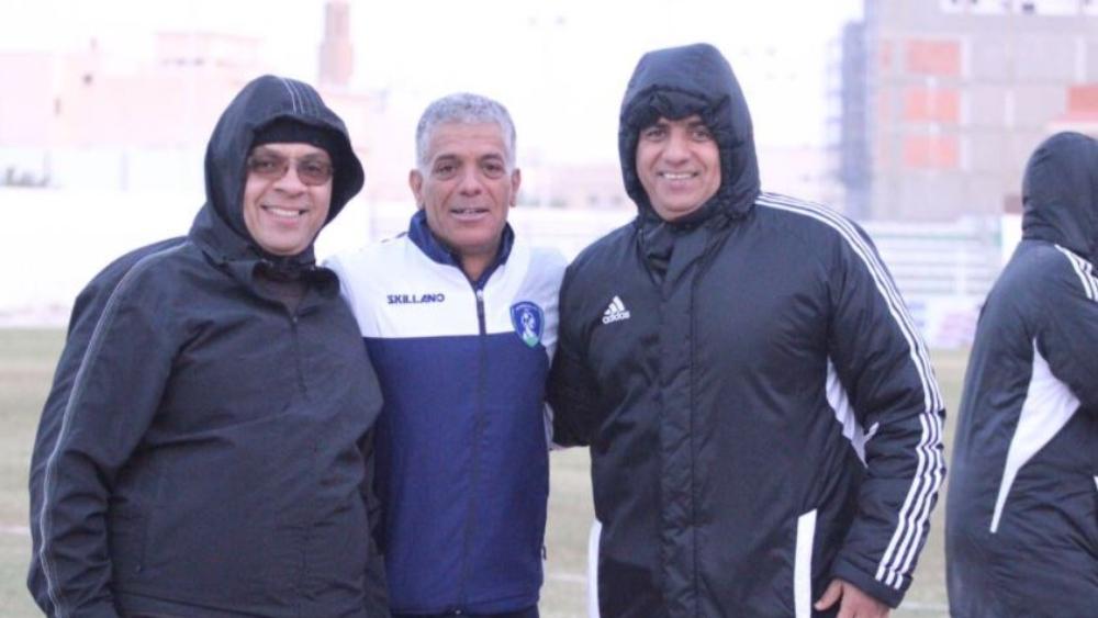 قبل أيام من مواجهة الرجاء.. مساعد مدرب الاتحاد المنستيري التونسي يقرر الرحيل لأسباب شخصية