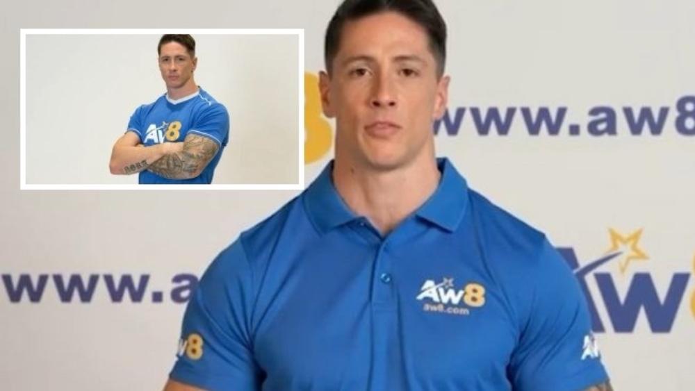 بعد اعتزاله سنة 2019.. توريس يعود ويخلق الحدث بصورة تستعرض عضلاته "الضخمة"