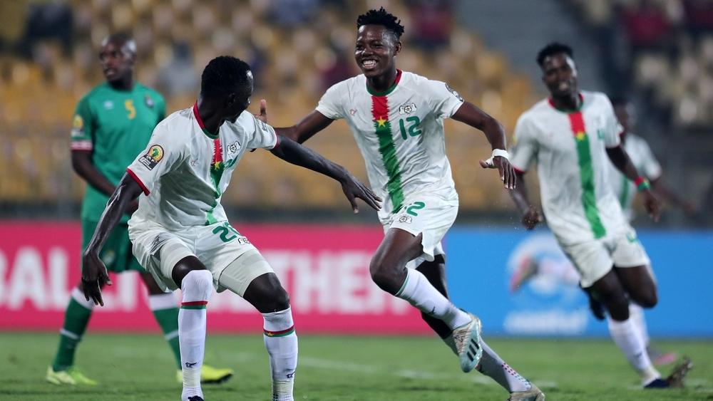 زيمبابوي أول منتخب يودع "شان 2020" بعد الهزيمة أمام بوركينا فاسو