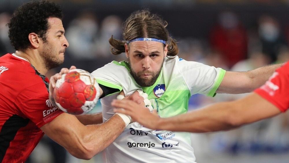 بعد خروج منتخبه على يد البلد المضيف.. الاتحاد السلوفيني يهاجم منظمي مونديال اليد ويصف تنظيم مصر بـ"الجائر"