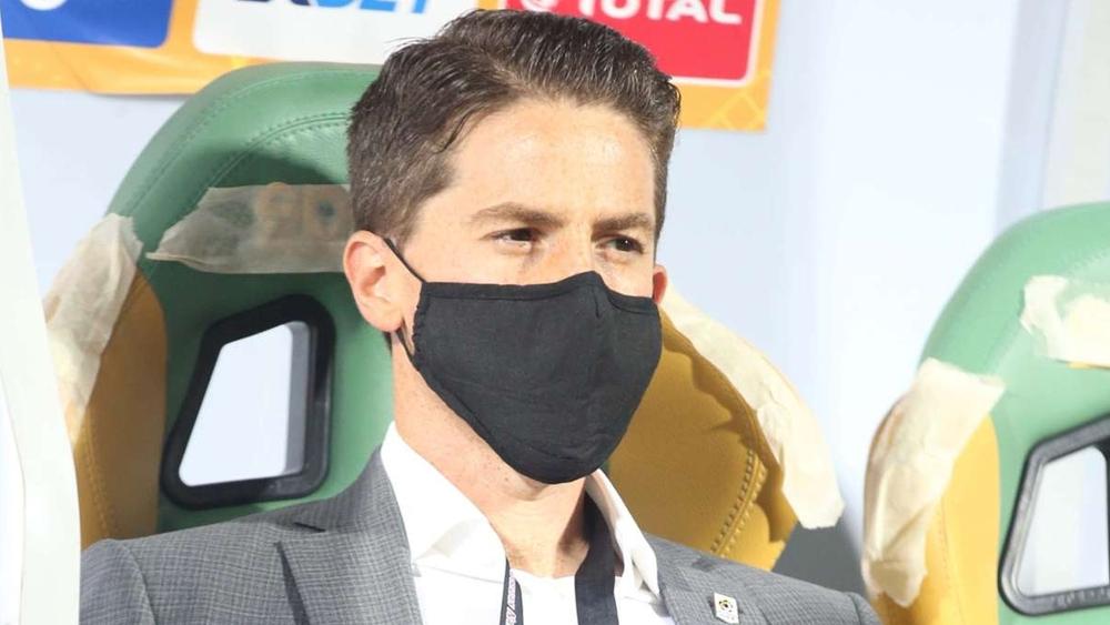 مدرب أوغندا: "سدَّدنا ثمن أخطائنا السخيفة أمام المغرب.. أهنئ خصمنا الذي كان الأفضل"