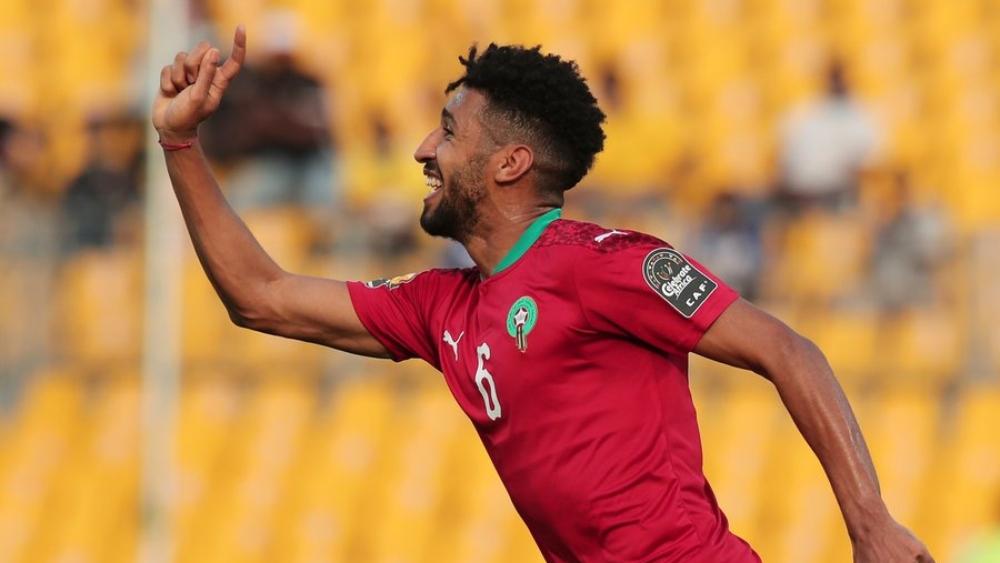 لجنة "الكاف" تختار بامعمر "نجماً" لمباراة المغرب وزامبيا