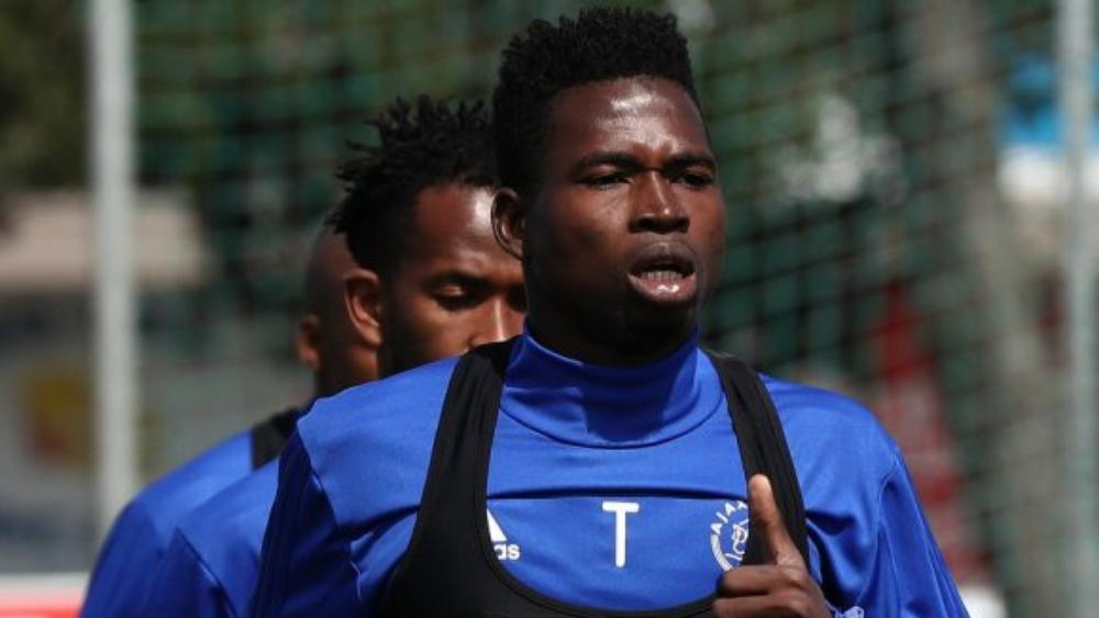 الرجاء الرياضي في مفاوضات متقدِّمة لضم المدافع البوركينابي صومايلا