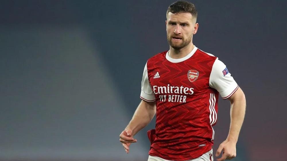 موستافي ينتقل إلى شالكه قادماً من آرسنال