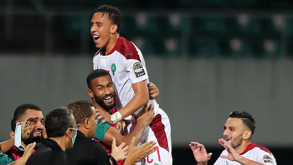 المغرب يهزم الكاميرون بـ"رباعية" ويبلغ نهائي "الشان" لملاقاة مالي
