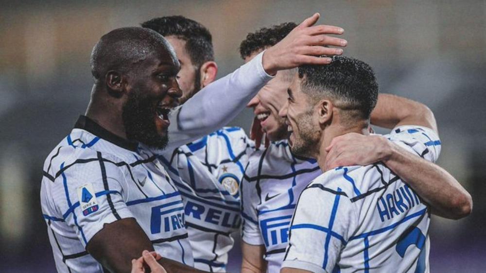 حكيمي المدافع الوحيد هذا الموسم المُساهم في 10 أهداف ضمن الدوريات الأوروبية الخمسة الكبرى