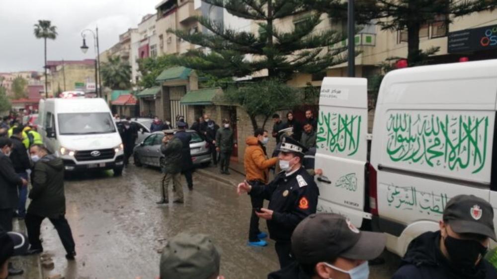اتحاد طنجة يُنعي وفاة 24 شخصاً في المدينة بمعمل "سري" للنسيج أغرقته المياه