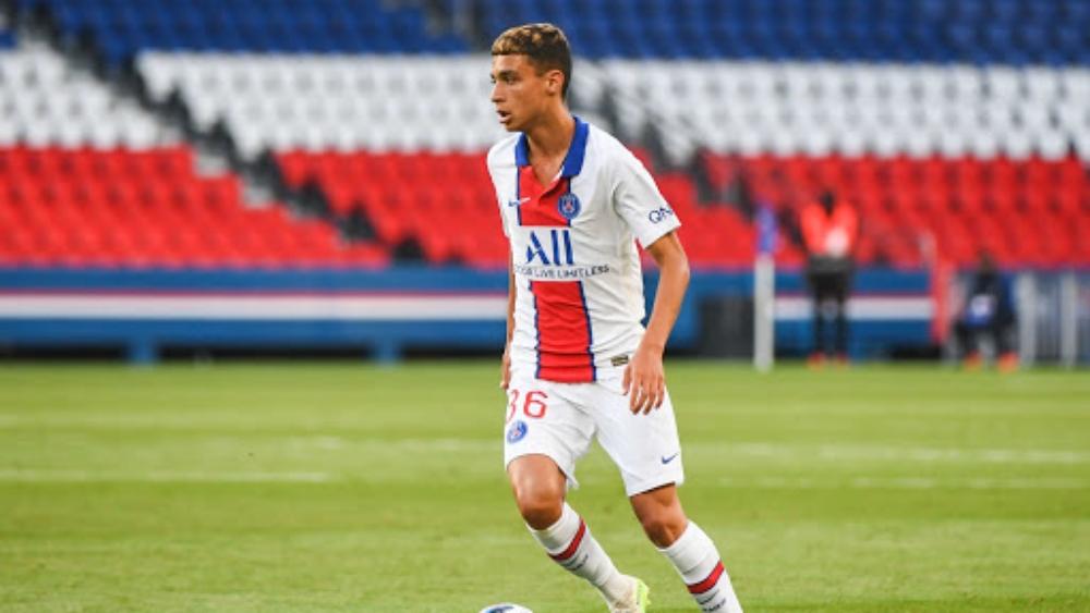 تشيلسي يسعى خلف خدمات المغربي الأصل قيس رويز