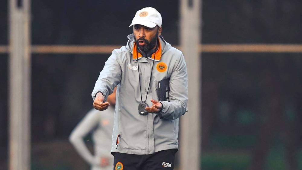 طارق السكتيوي: "هزيمة مُرّة.. دفاع يوسفية برشيد قوي واستحقوا بقتاليتهم الانتصار اليوم"