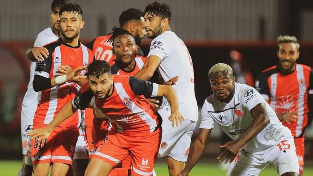 مباراة الوداد والفتح عن الجولة السادسة من البطولة الاحترافية "إنوي"/ تشكيلة الفريقيْن