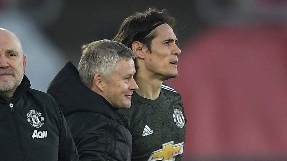 سولشاير: "نعتزم التفاوض مع كافاني حول تمديد عقده.. أنا منبهر بما قدمه"