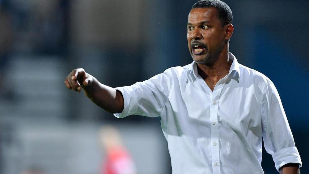 مدرب المنستيري: "هناك فرق كبير بيننا وبين الرجاء في التركيبة البشرية والميزانية.. نتمنى أن يتوجوا بالألقاب التي ينافسون عليها"