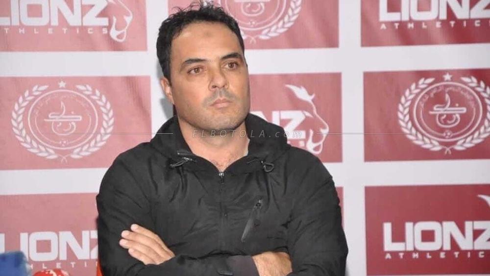 الكيسر يلوح باستقالته" شفهيا" من تدريب الكوكب المراكشي‎ بسبب عدم وفاء حنيش بوعوده