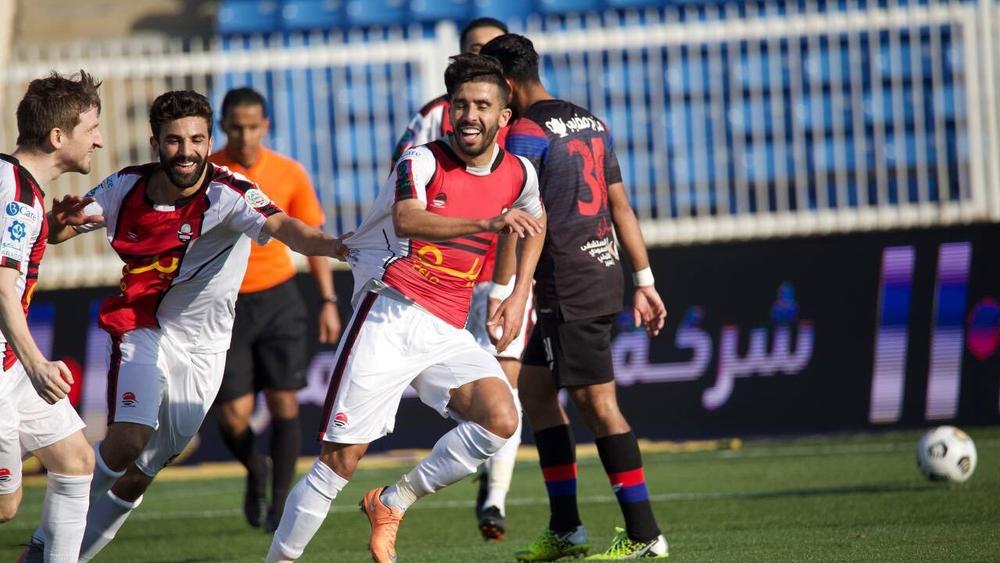 البركاوي وفوزير يسجلان الأهداف الكاملة في فوز الرائد على أبها بثلاثية في شباك المحمدي