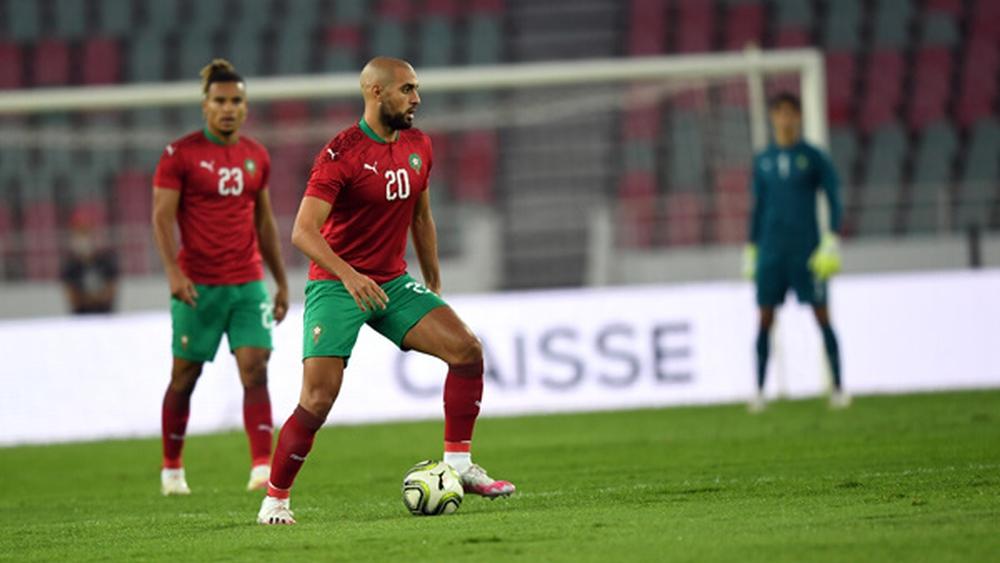 الكاف يعين حكما من بوتسوانا لقيادة مباراة الأسود أمام موريتانيا في تصفيات "الكان" وآخر كاميروني لقيادة مواجهة بوروندي