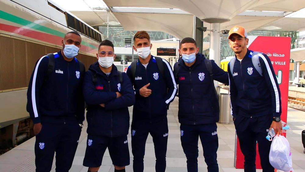 في رحلة عبر "البراق".. اتحاد طنجة يحط الرحال في البيضاء استعدادا لملاقاة الرجاء