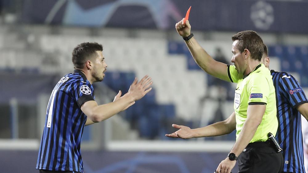 غاسبيريني غاضب بعد طرد لاعبه أمام ريال مدريد: "إنها كرة القدم وليست علم الصواريخ.. لا يجب أن تكون مهندسا لتفهم هذه الأمور"