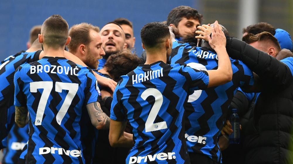 الإنتر يفرض "فقاعة طبية" حول لاعبيه.. وتأجيل مباراة تورينيو وساسولو بسبب "كورونا"