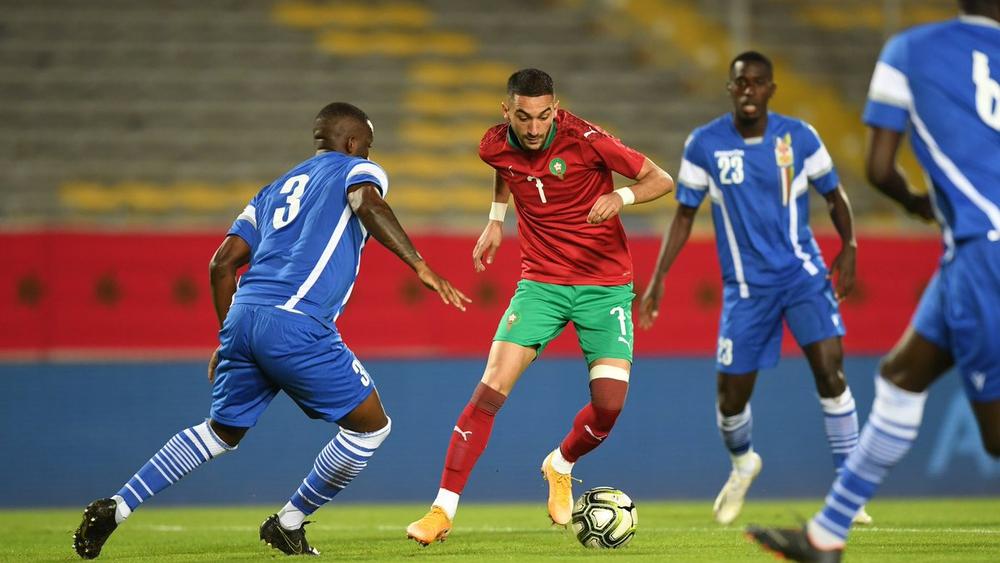 زياش يطِلُّ على متابعيه بقميص المنتخب المغربي ويُعلّق: "إجعل حُلمك كبيراً ولا تخشى الفَشَل"