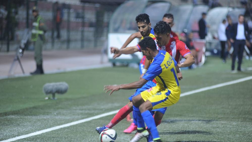 الجامعة تُقرر تقديم توقيت مباراة ش. خنيفرة والماط بساعة واحدة