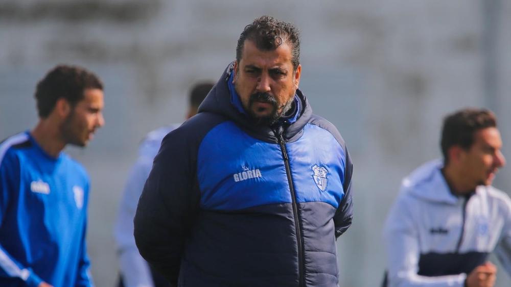 إدريس المرابط يشيد بأداء لاعبيه رغم الإقصاء أمام الجيش ويصرح: "قادرون على الخروج من أزمة النتائج"