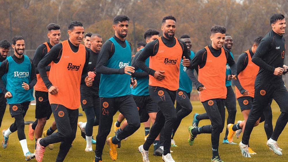 المعد البدني لنهضة بركان الأقرب لقيادة الفريق أمام نابسا ستارز الزامبي والإصابة تهدد مشاركة تراوري