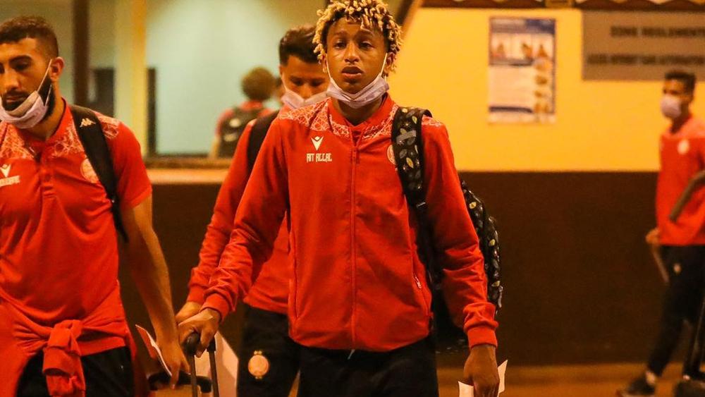 بعثة الوداد تحط الرحال بالديار الغينية استعدادا لمواجهة حوريا كوناكري