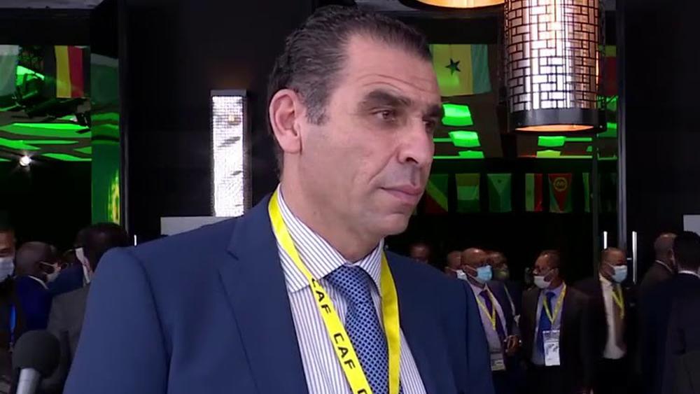 زطشي: "أتعرض لحملة شرسة من جهات داخلية بالجزائر وليس مهما ألا أتواجد في الفيفا أو الكاف"