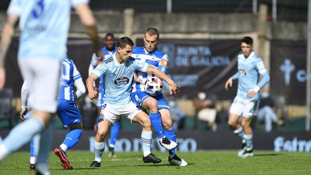 بسبب "عداء" الفريقين الجارين.. جماهير سيلتا فيجو "ب" تستقبل لاعبي ديبورتيفو لاكورونيا بـ"تابوت" وموسيقى الـ"مارياتشي"!