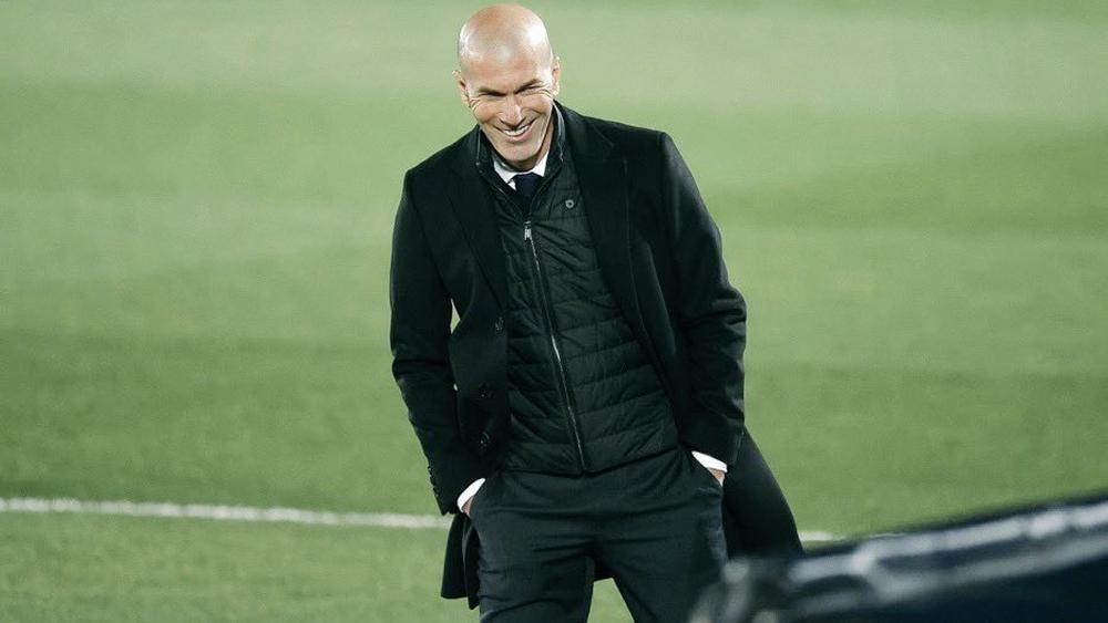 زيدان: "مودريتش لا يبدو في الخامسة والثلاثين أبدًا على أرض الملعب"