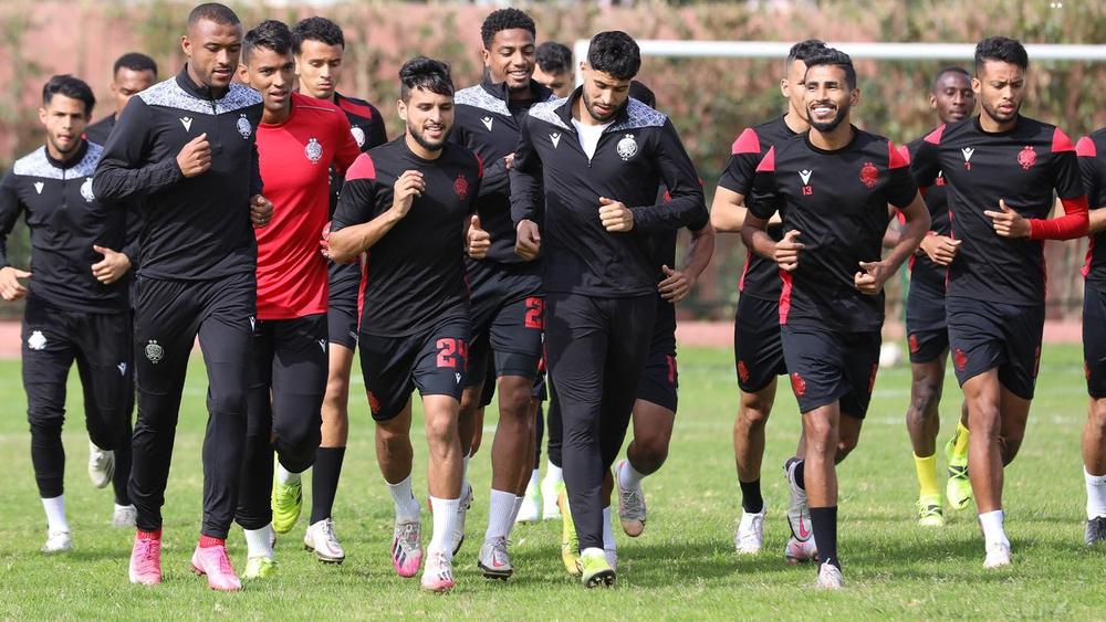 بمشاركة جميع العناصر التي كانت حاضرة في رحلة غينيا.. الوداد يخوض أول حصة تدريبية استعدادا للديربي