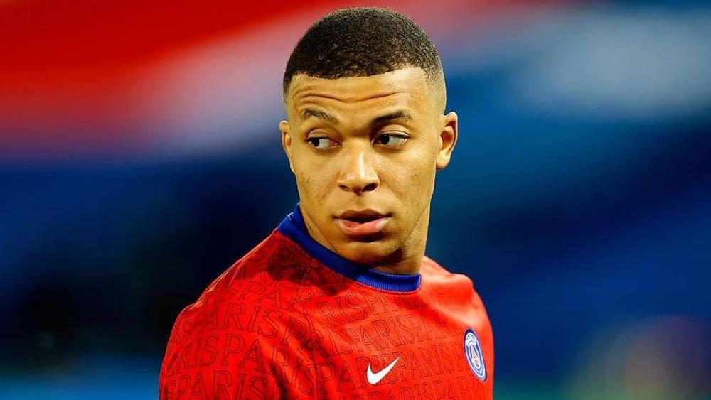 باريس سان جيرمان يعرض 30 مليون يورو "سنويًا" لإقناع مبابي بالتجديد