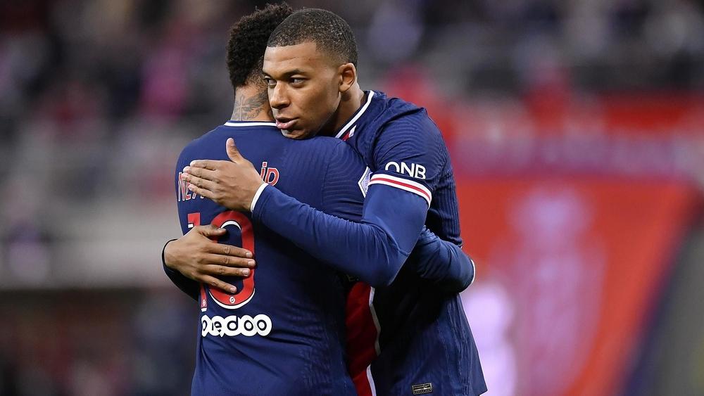 "ترانسفير ماركت" يكشف "أغلى تشكيلة" في العالم حاليا قيمتها مليار جنيه إسترليني