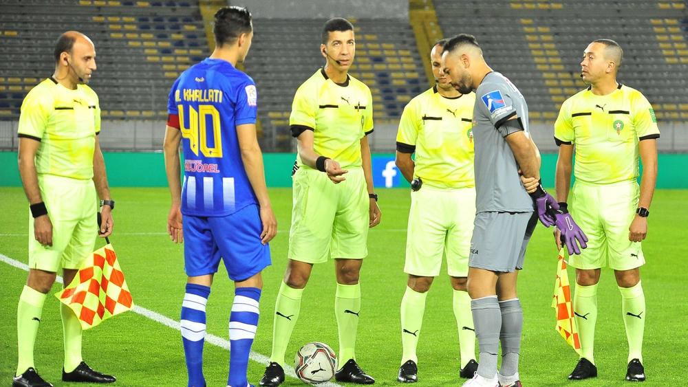 منحت الفريق المتضرر حق المطالبة بـ"قلب النتيجة" لصالحه.. العصبة الاحترافية تشدد على عدم تجاوز العدد المسموح حضوره في المباريات