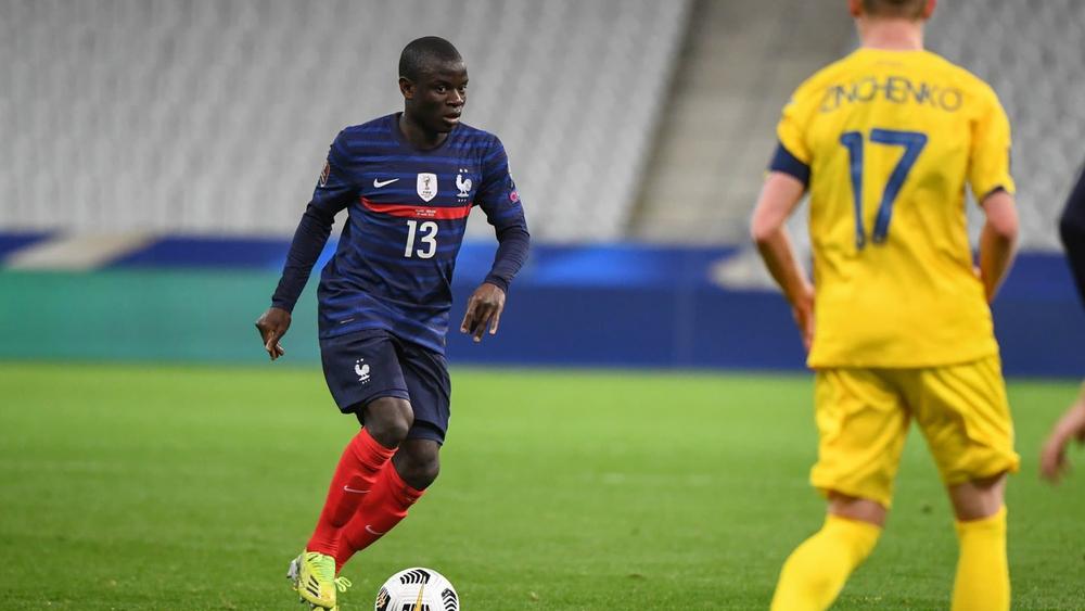 كانتي يعود إلى تشيلسي بعد تعرضه للإصابة رفقة منتخب فرنسا