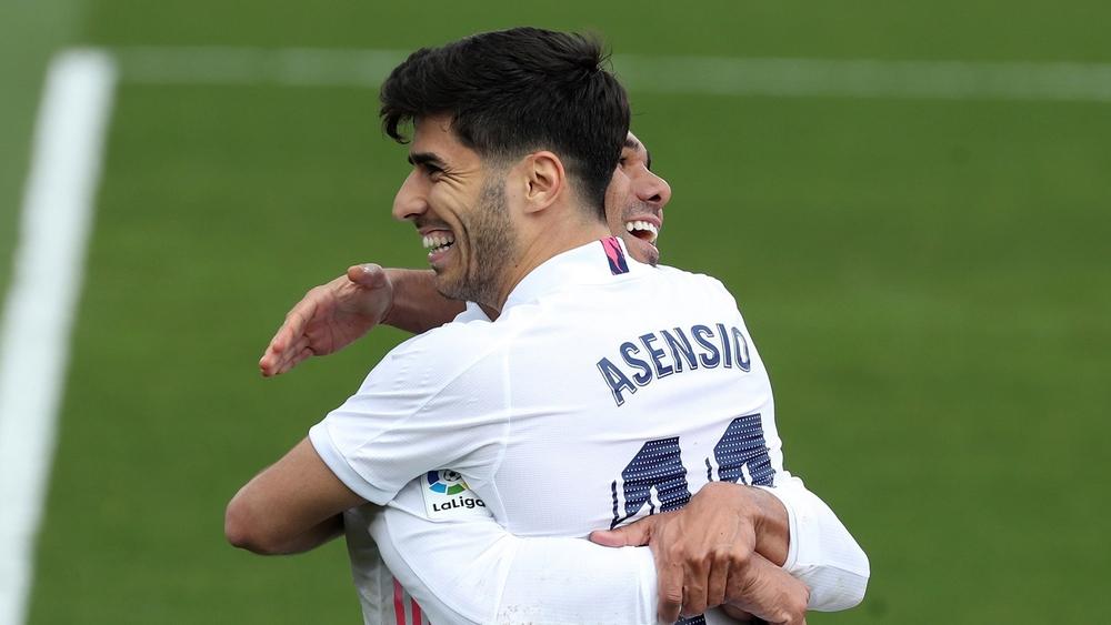 ريال مدريد يُحضِّر لمواجهة ليفربول بفوز على إيبار بهدفي أسينسيو وبنزيما