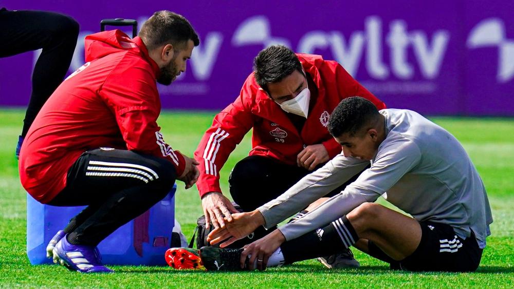 قبل مواجهة برشلونة في الليغا.. الياميق يتعرض للإصابة ويغيب عن بلد الوليد لمدة ثلاثة أسابيع