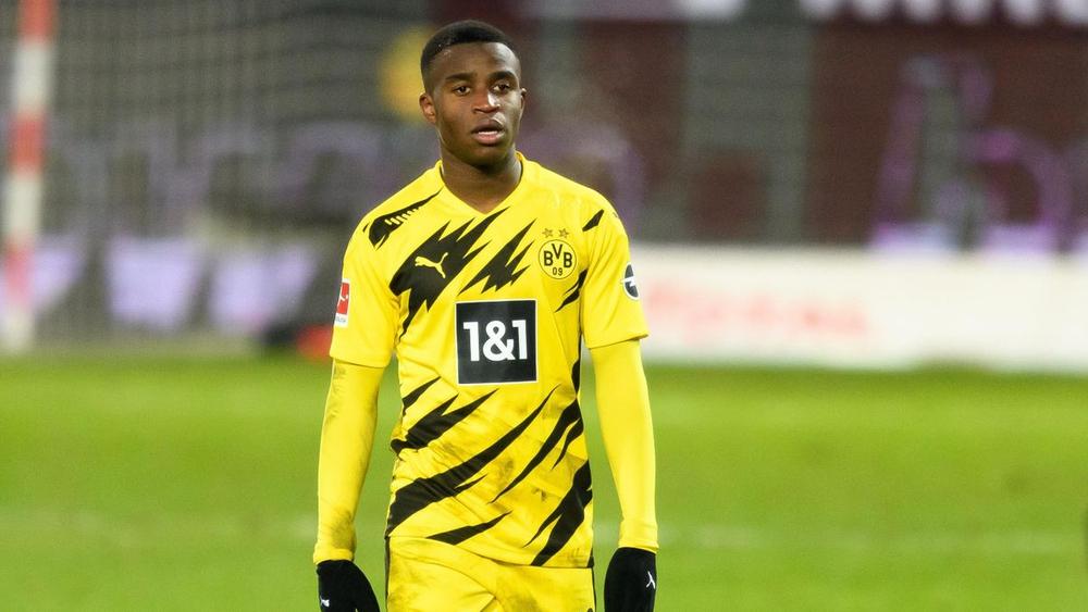 بوروسيا دورتموند يعلن انتهاء موسم لاعبه الموهوب "موكوكو"