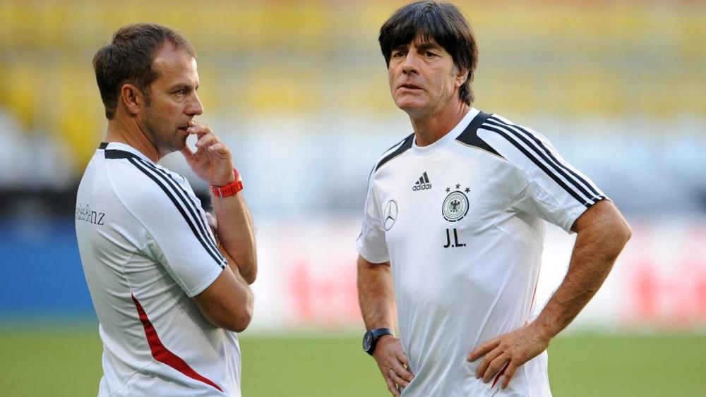 "صحفي موثوق": "هانسي فليك هو المدرب القادم لمنتخب ألمانيا"