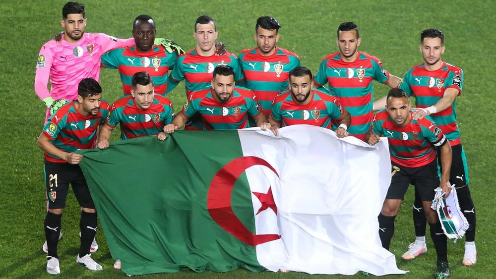 لاعبو مولودية الجزائر يقاطعون التدريبات بسبب تأخر مستحقاتهم المالية