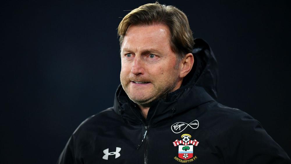 مدرب ساوثهامبتون: "لا فرصة لنا أمام ليستر سيتي في الكأس إذا لعبنا بسوء"