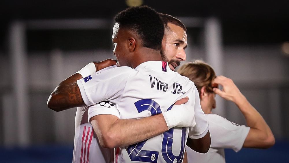 تشكيلة ريال مدريد الرسمية في مواجهة ليفربول.. فالفيردي وناتشو أساسيان وبنزيما وفينيسيوس يقودان خط الهجوم